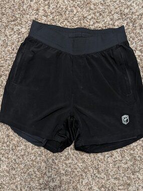 Born Primitive 5" Versatile Short with Compression in Black